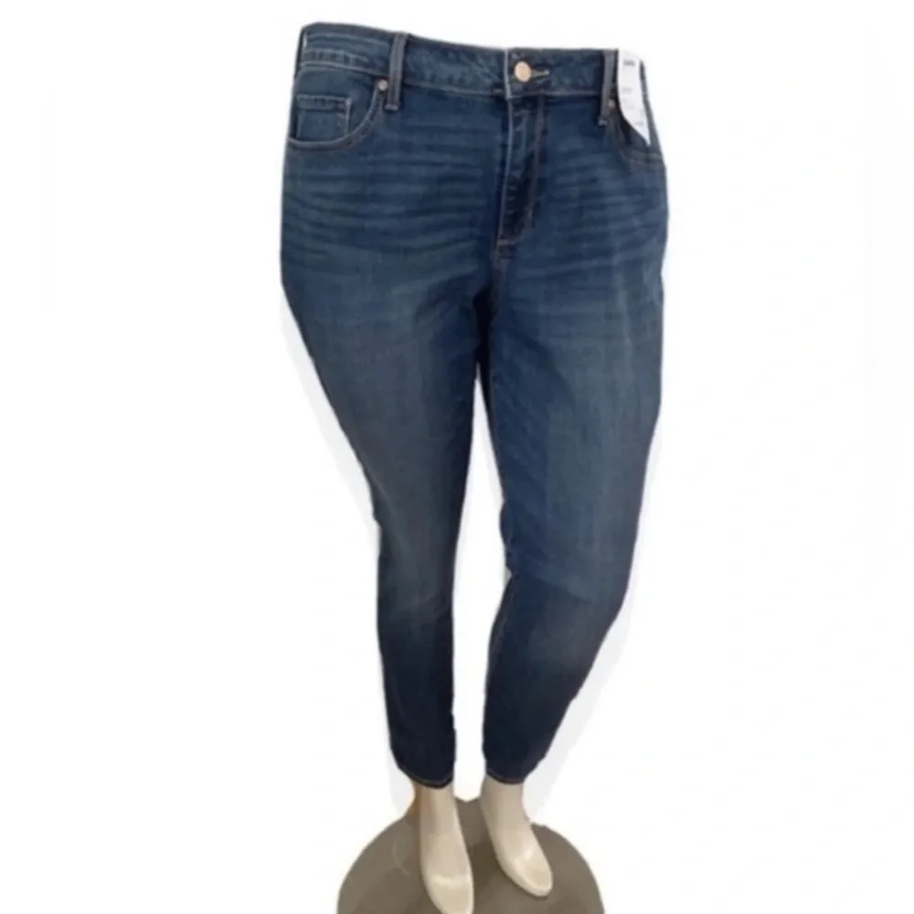 NWT Sonoma Skinny Jeans Comfort Support size 18 New